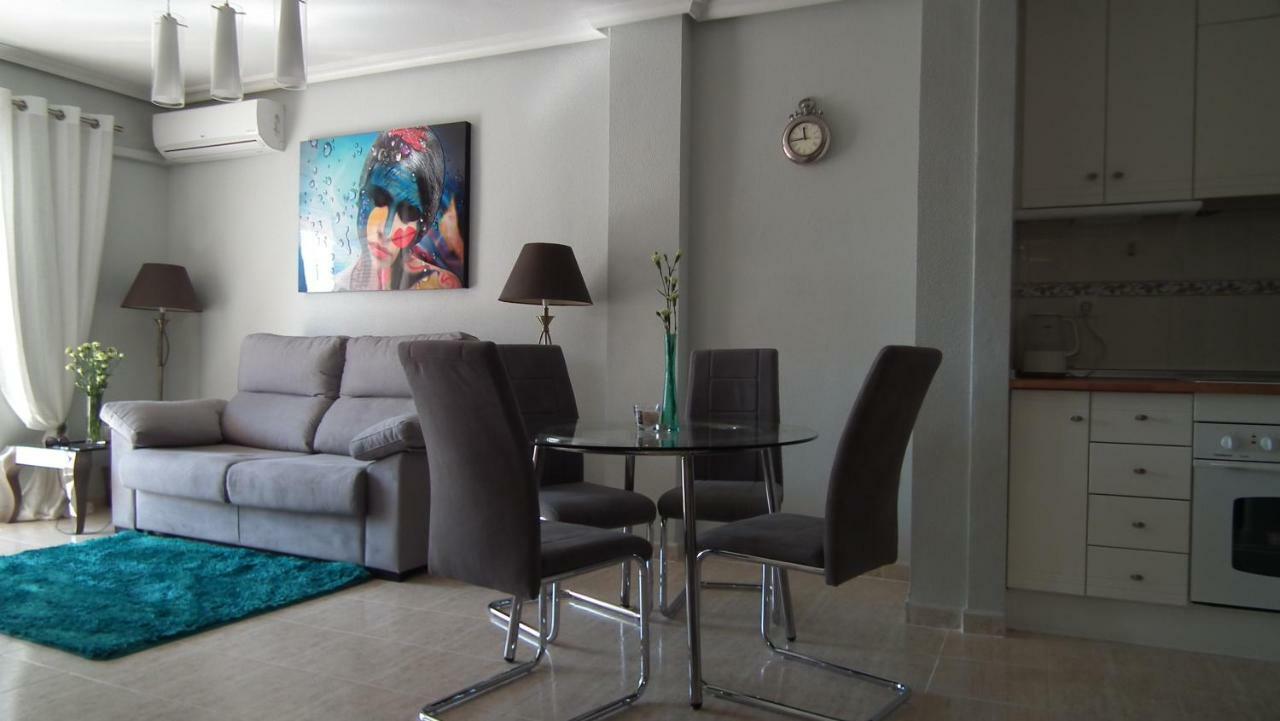 Sea View Apartament La Mata  Exteriör bild
